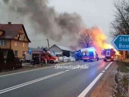 Білоруський далекобійник загинув у польщі в дтп з двома фурами