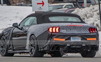 Ford відроджує високопродуктивний Mustang у кузові кабріолет, можливо, без бренду Shelby