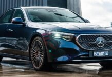 Mercedes-Benz E-Class 2026: Kemewahan Didefinisikan Ulang, Nilai Dipertanyakan