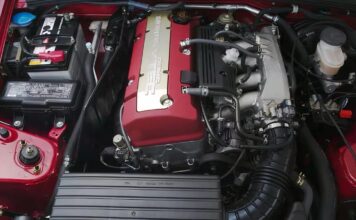 Шедевр Honda на 9000 об/хв: двигун S2000, який визначив цілу епоху