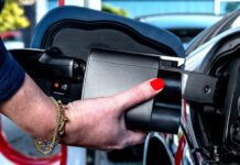 Плагін-Гібриди: Реальний Витрата Палива в Три рази Перевищує Офіційні Показники