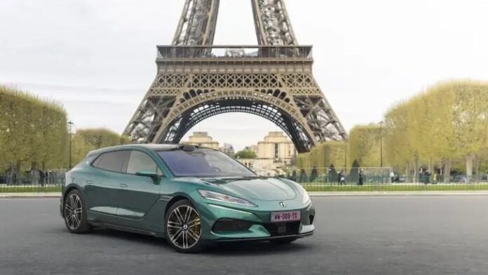 f295be1c-fd02-413c-ba90-953814a646a8