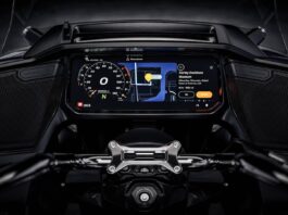 Мотоцикл Harley, що дозволяє спати на шосе
