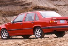 Смелый поворот налево: обзор Volvo 850 1993 года