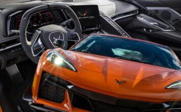 C8 Корветт: Загадка коробки нарешті розгадана 🏎️
