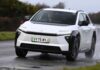 Toyota bZ4X: електромобіль із запасом ходу 566 км по £276 на місяць