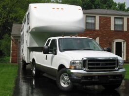 How to calculate gross weight rating for safe towing